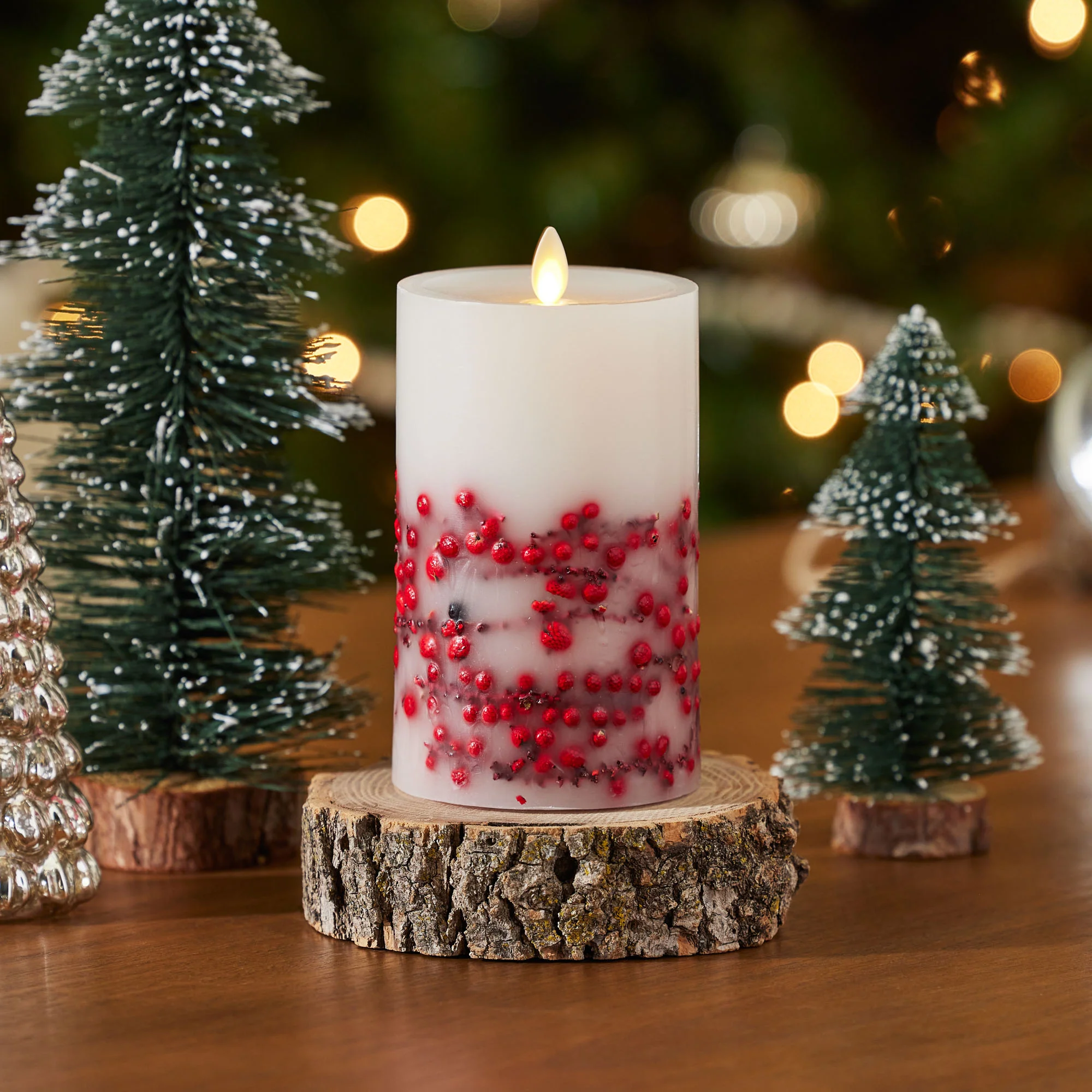 Embedded Red Berries Flameless Candle Pillar - Image 4