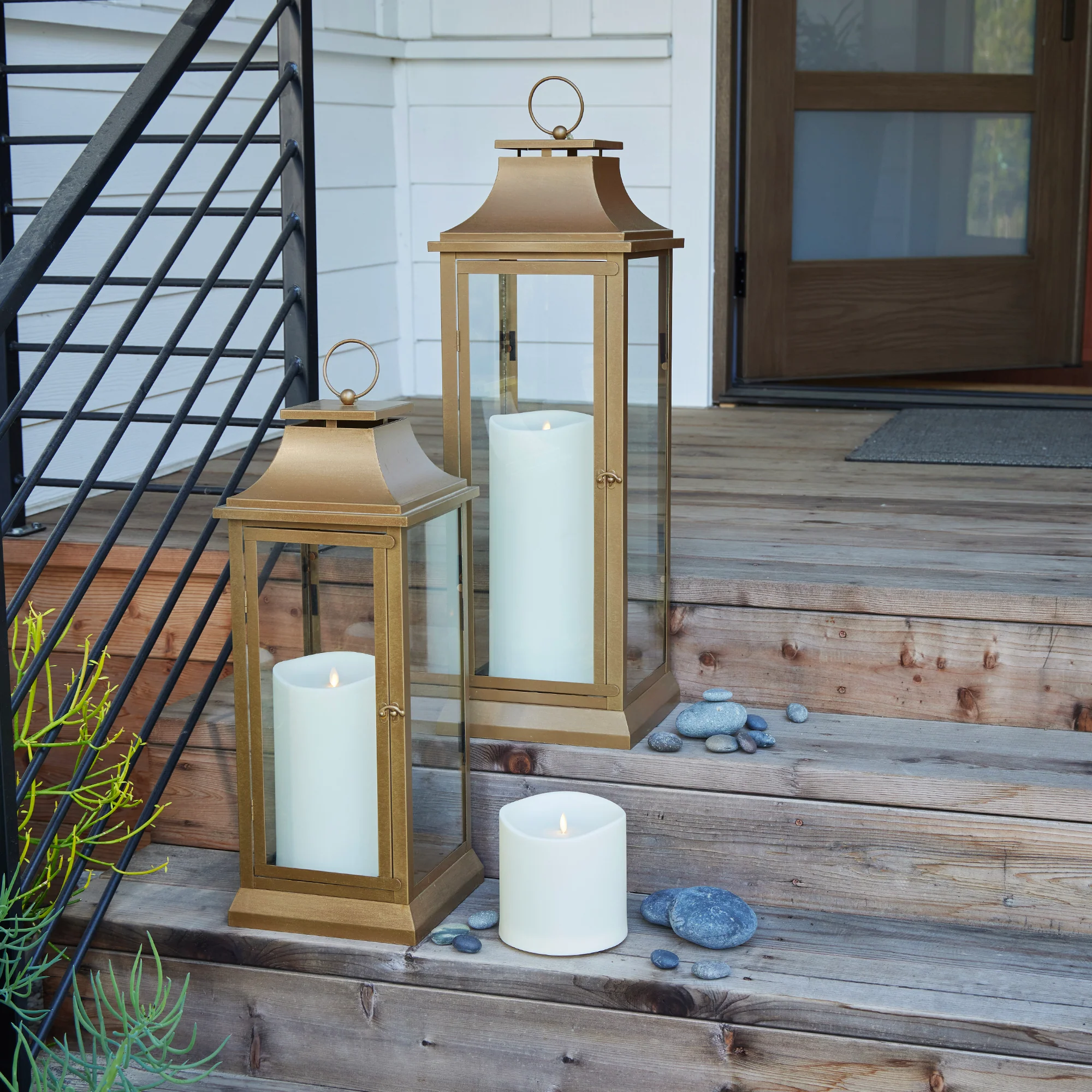 Pearl Ivory Outdoor Flameless Candle Grand Pillar with Remote - Melted Top - Image 3