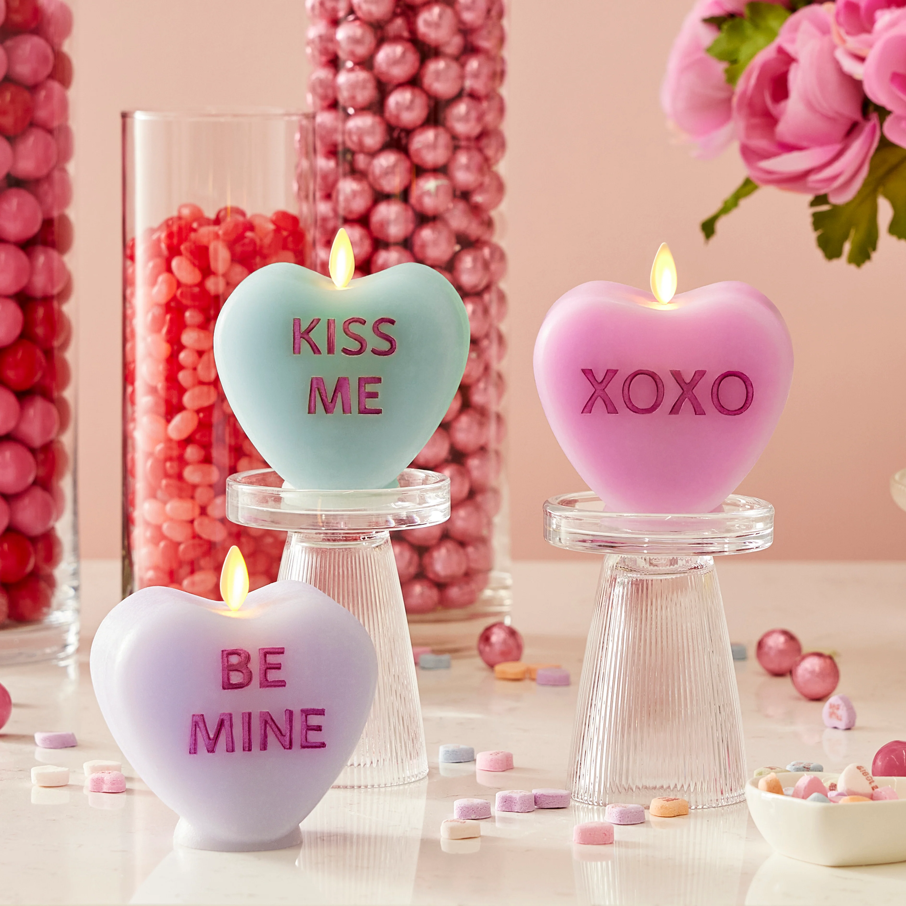 Pastel Orchid Flameless Candle Candy Heart "XOXO" - Image 3